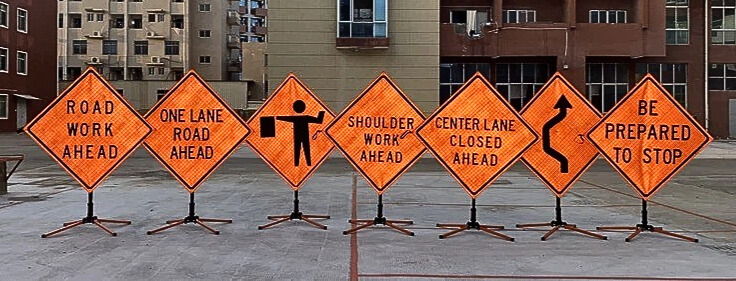 US Traffic Control MUTCD Approved Temporary Traffic Warning Signs for Rent